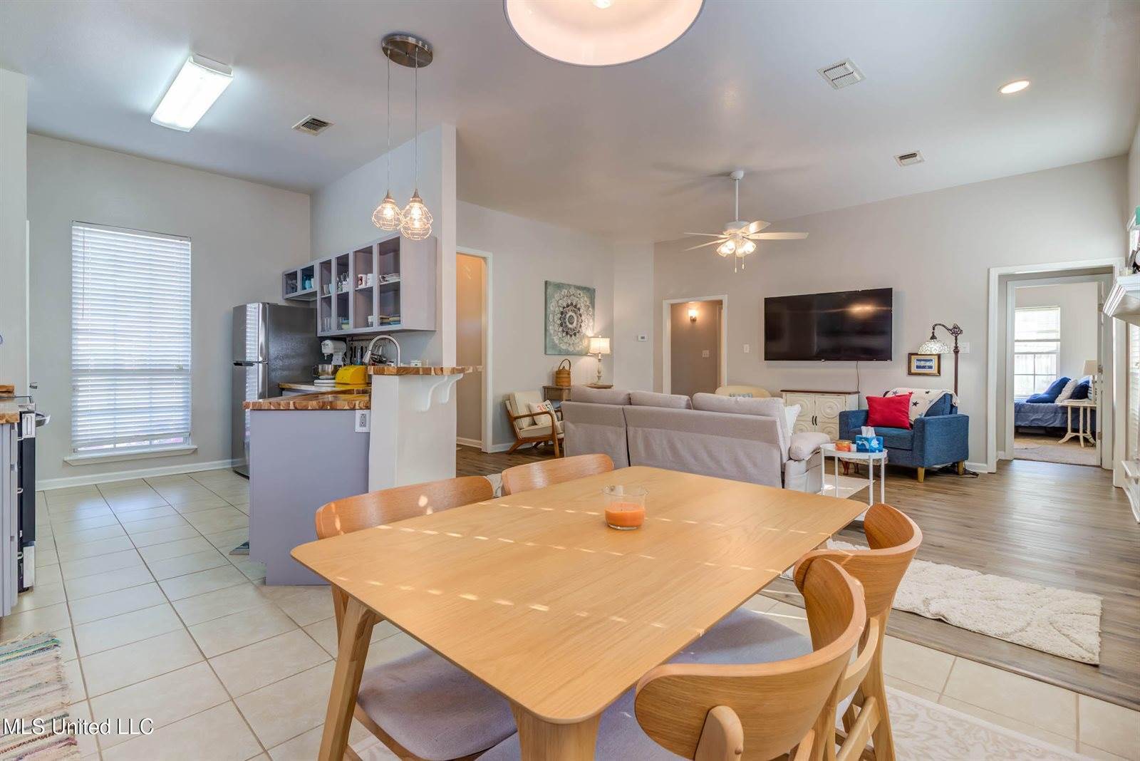 313 Espy Avenue, Pass Christian, MS 39571