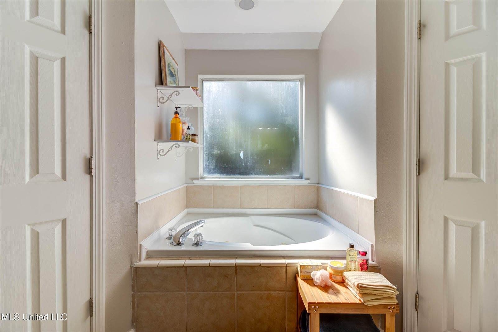 313 Espy Avenue, Pass Christian, MS 39571