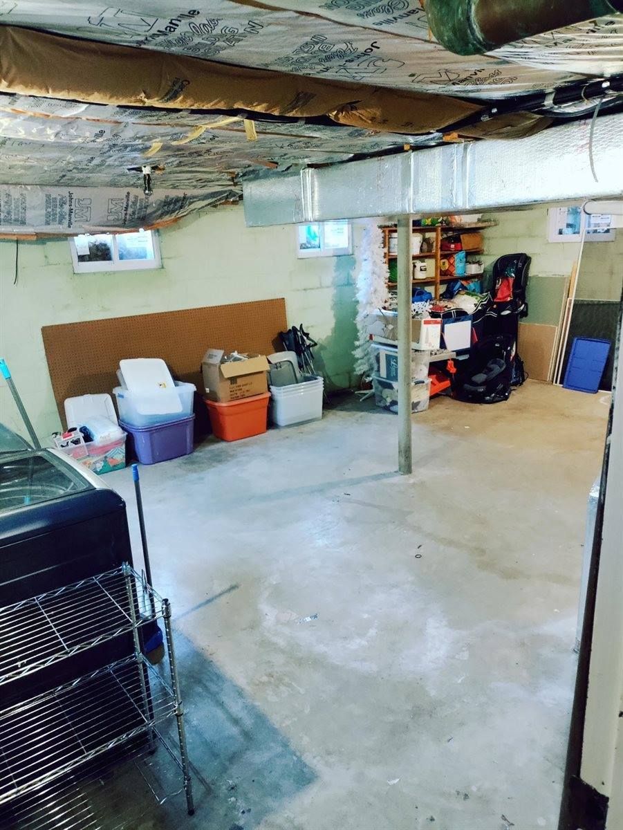 805 North Drive, Blacksburg, VA 24060