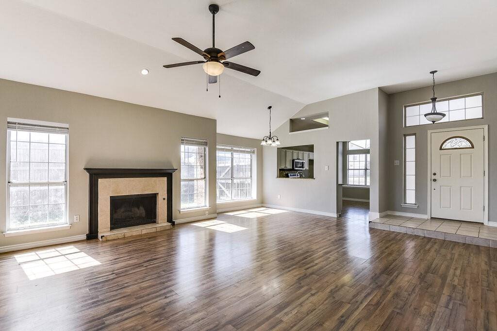 8505 Willow Creek Court, Fort Worth, TX 76134
