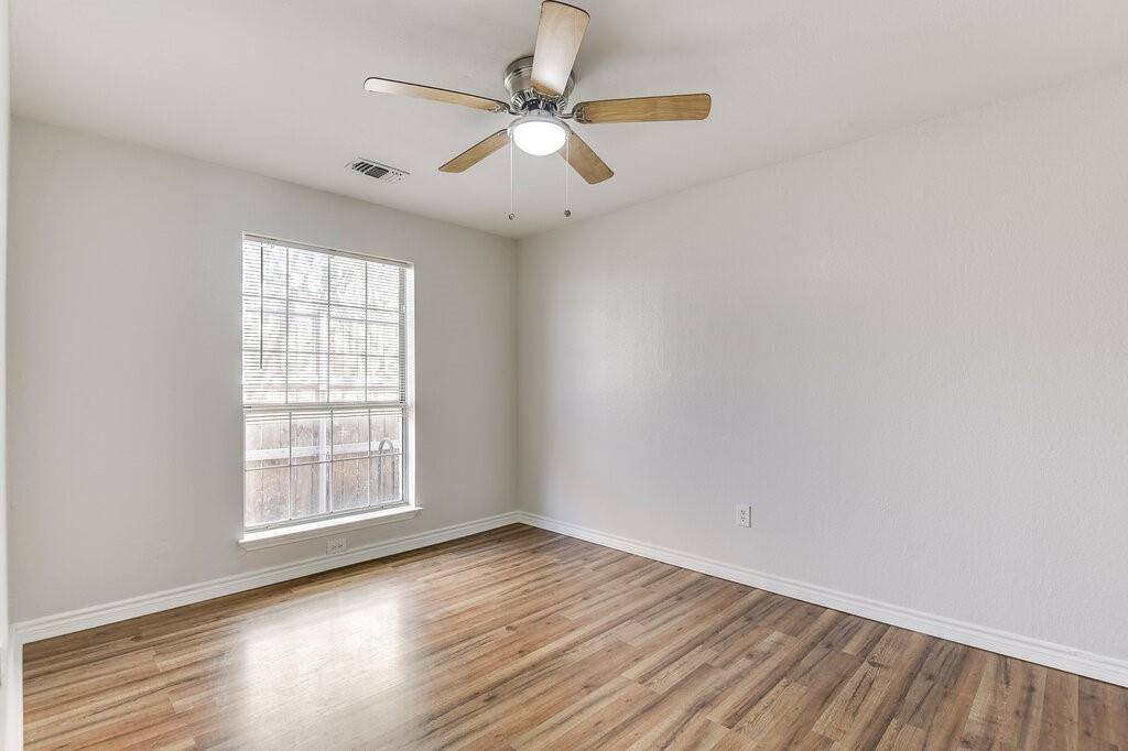 8505 Willow Creek Court, Fort Worth, TX 76134