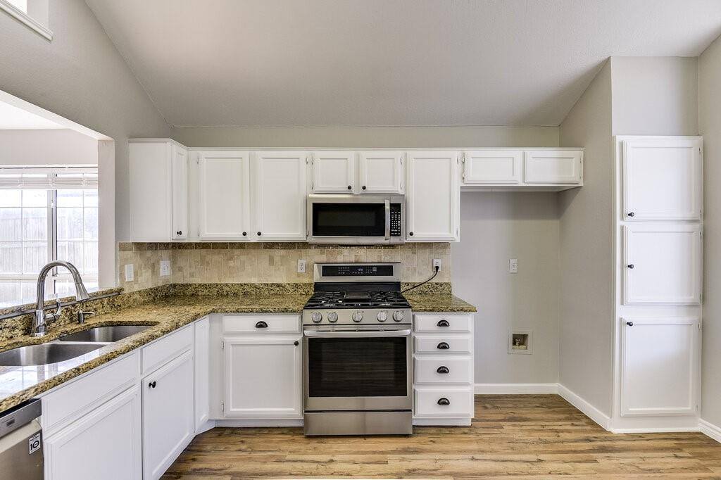 8505 Willow Creek Court, Fort Worth, TX 76134