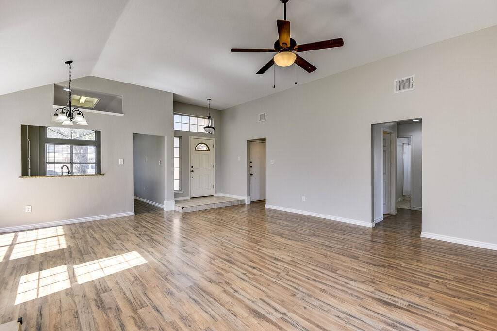 8505 Willow Creek Court, Fort Worth, TX 76134
