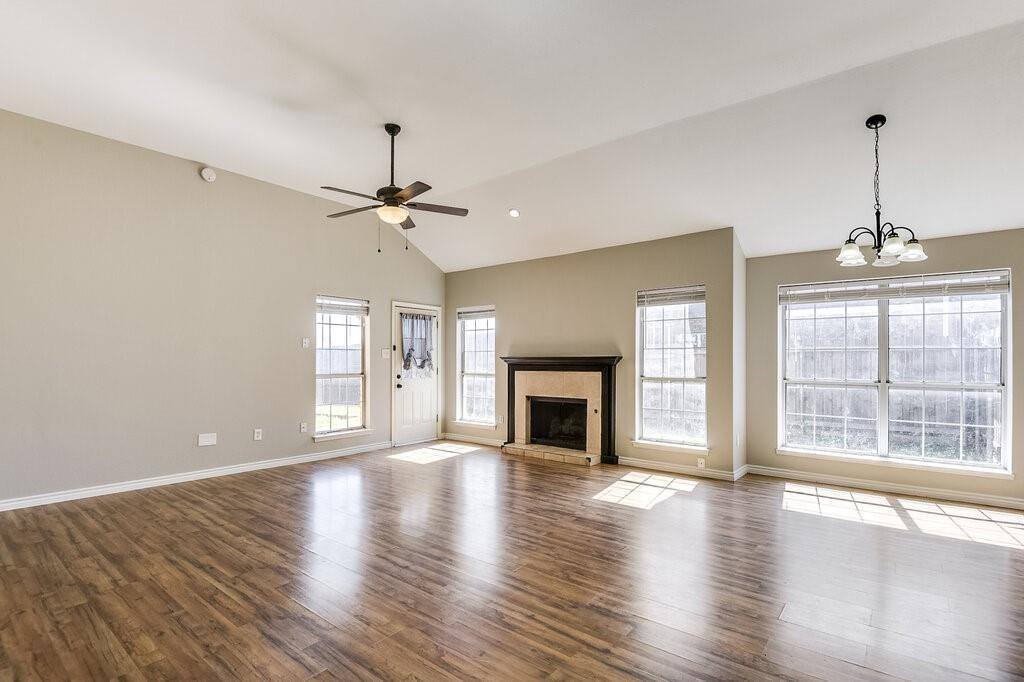 8505 Willow Creek Court, Fort Worth, TX 76134