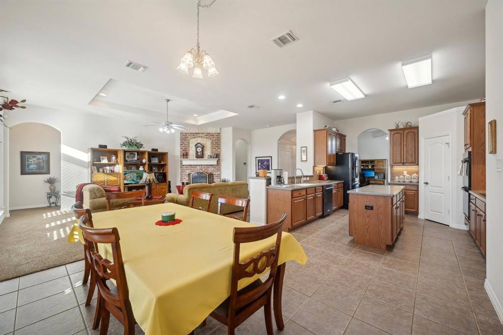 3001 Bald Eagle Court, Fort Worth, TX 76135