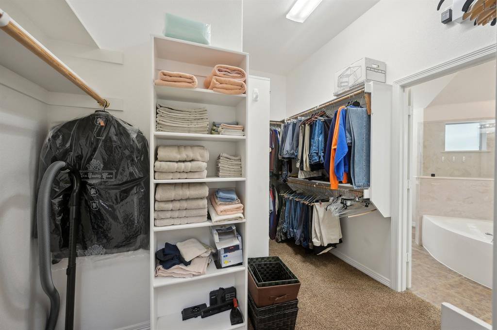 3001 Bald Eagle Court, Fort Worth, TX 76135