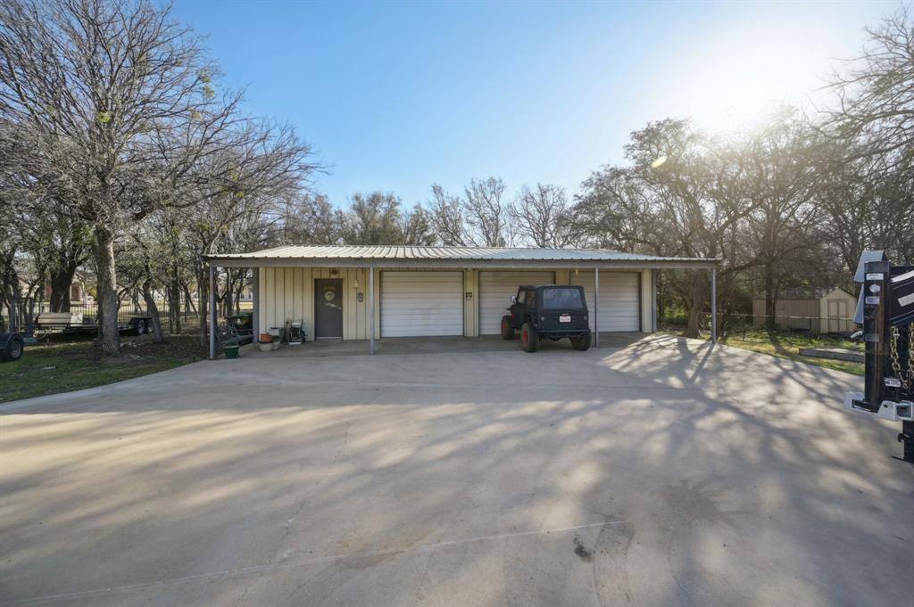 3001 Bald Eagle Court, Fort Worth, TX 76135