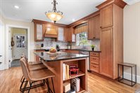 329 N Oakwood Dr, Statesville, NC 28677