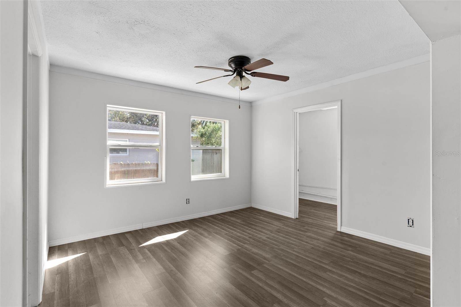 102 21ST Street NE, Bradenton, FL 34208