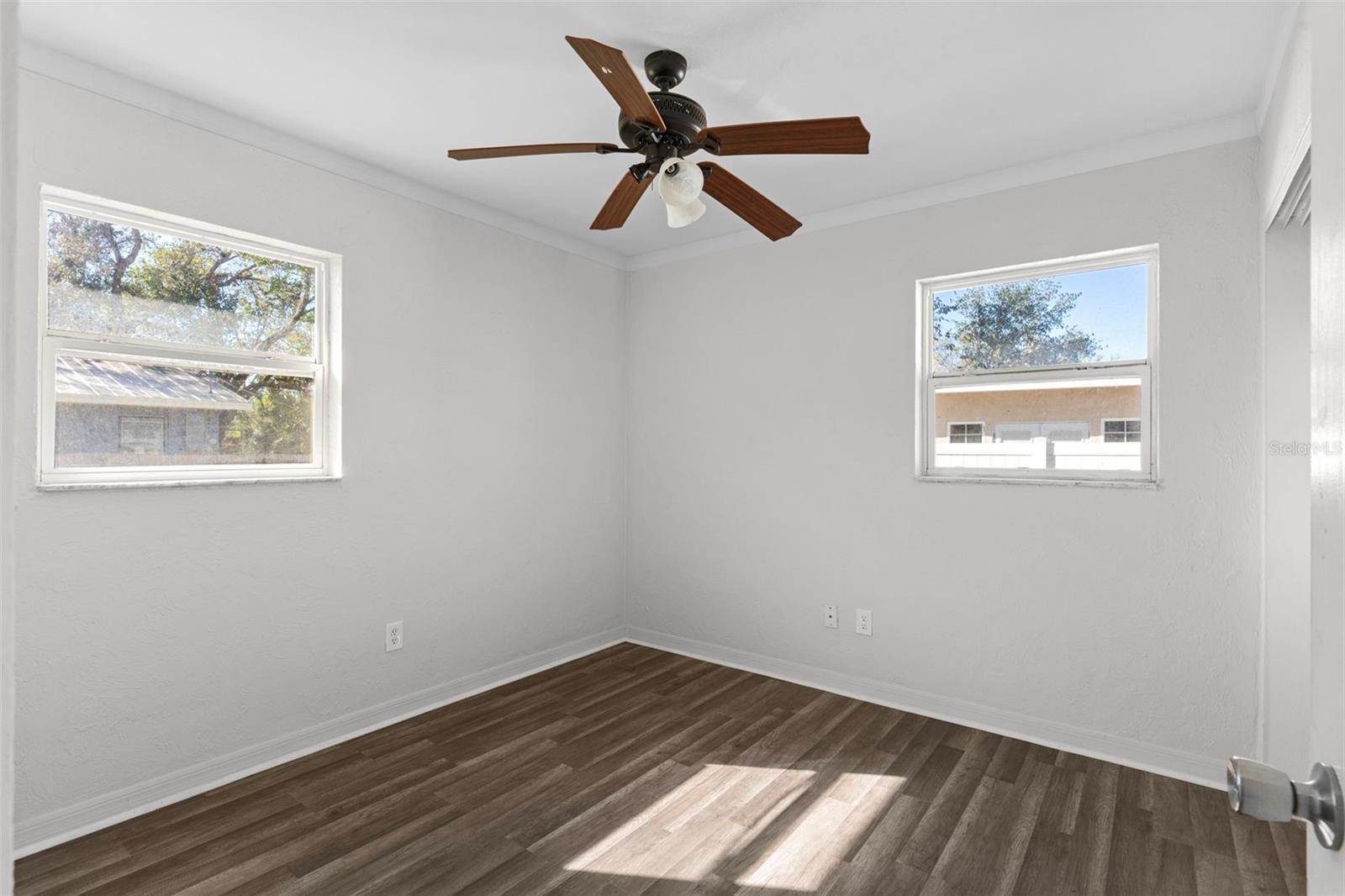 102 21ST Street NE, Bradenton, FL 34208