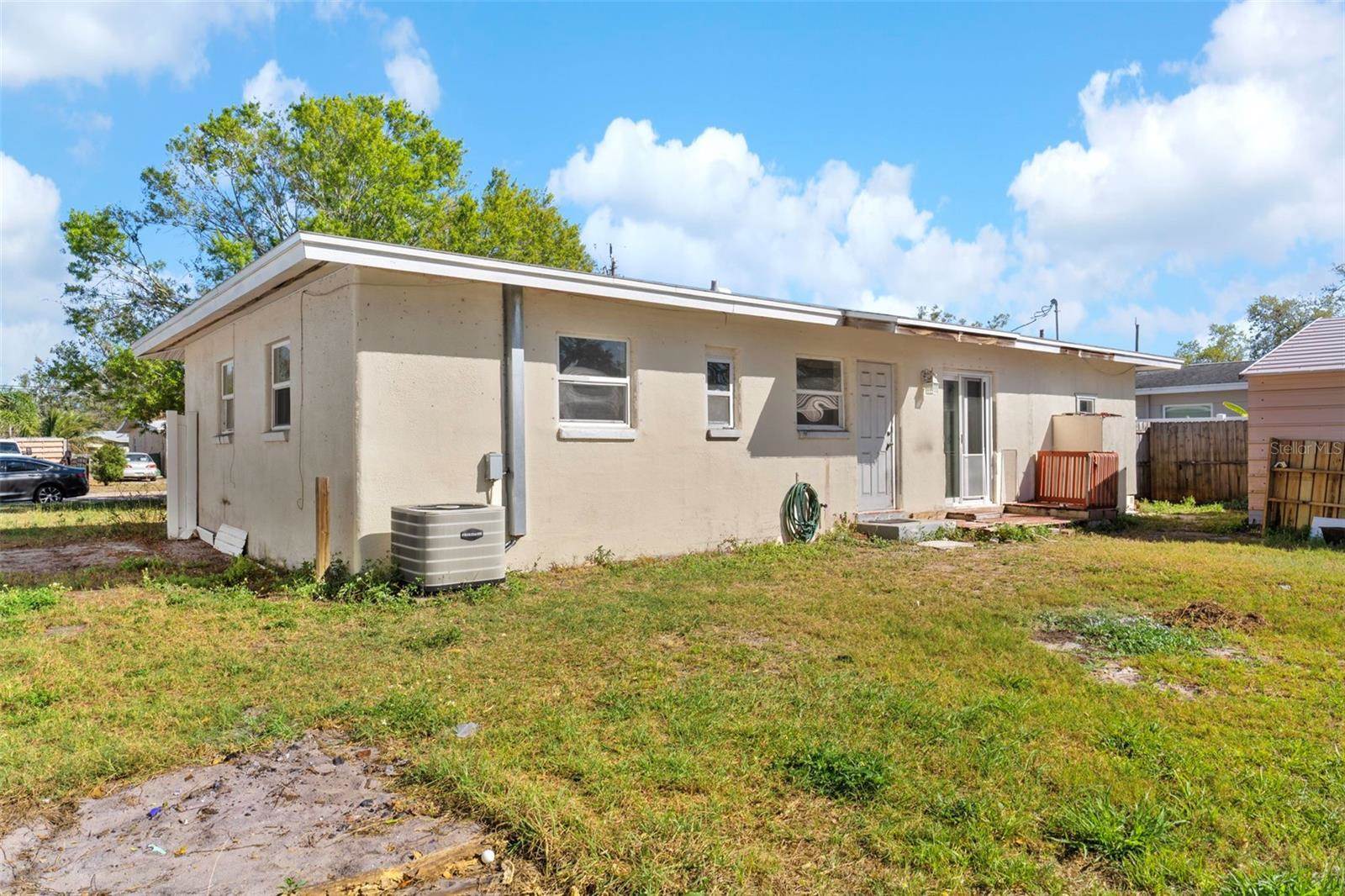 102 21ST Street NE, Bradenton, FL 34208