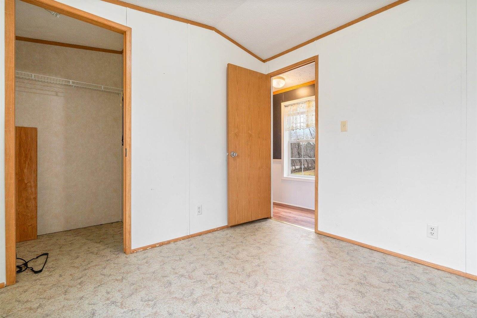 286 Clark Road, Hermon, ME 04401