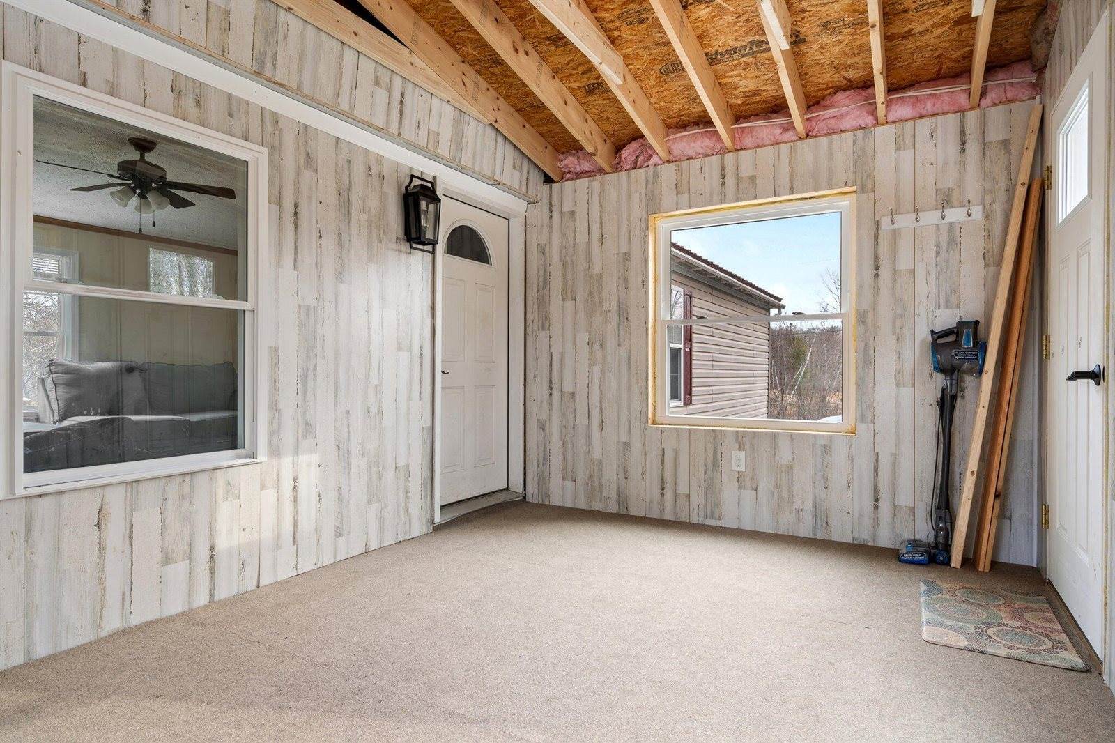 286 Clark Road, Hermon, ME 04401