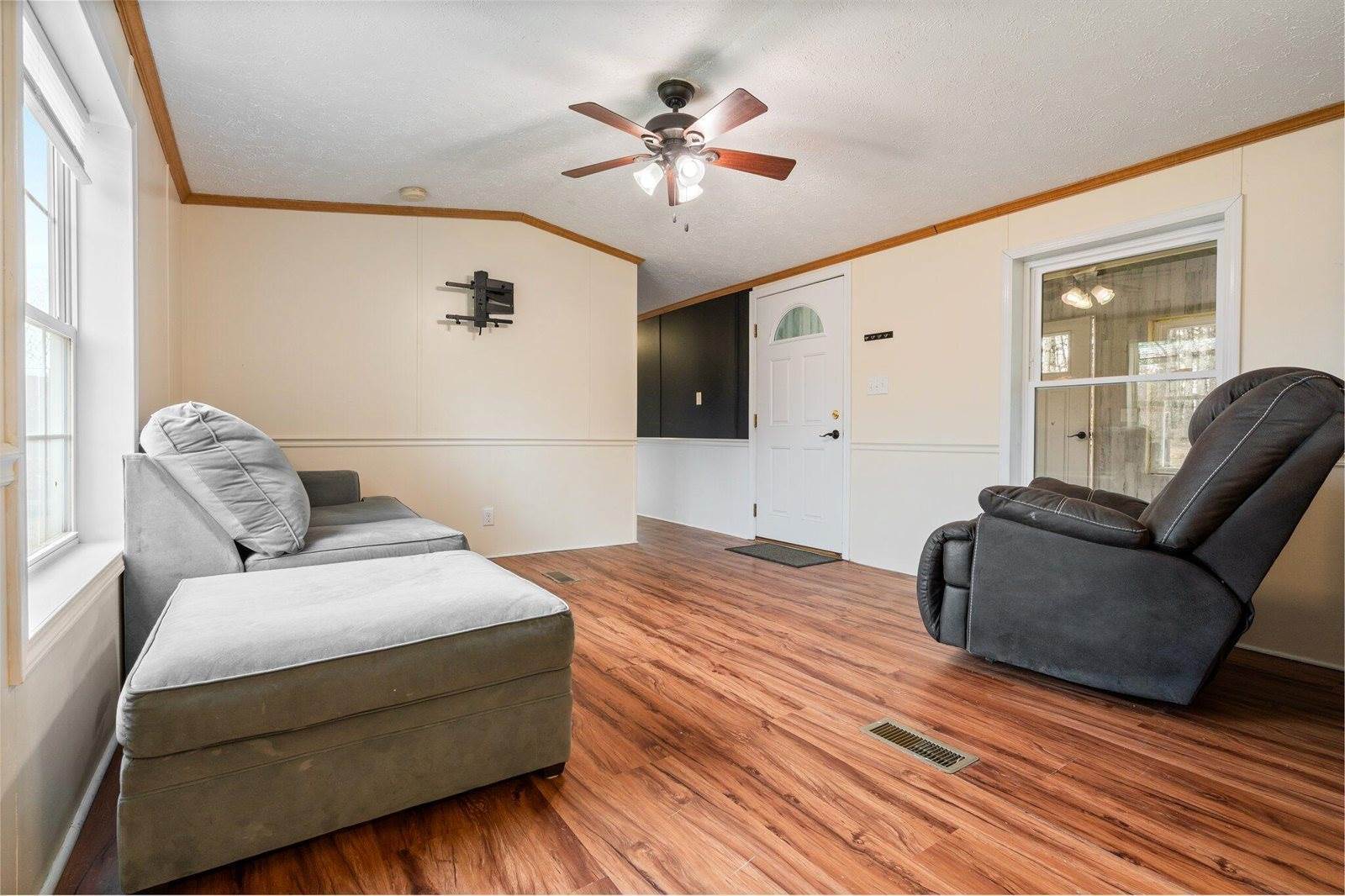 286 Clark Road, Hermon, ME 04401