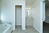 13907 Vernon Ave, Lubbock, TX 79423