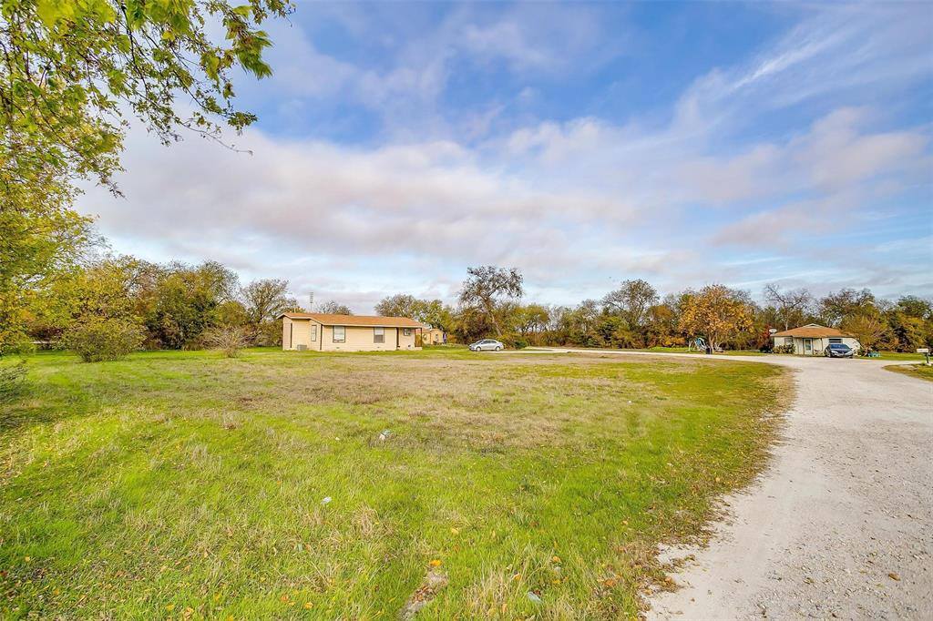 1101 East Main Street, Crowley, TX 76036