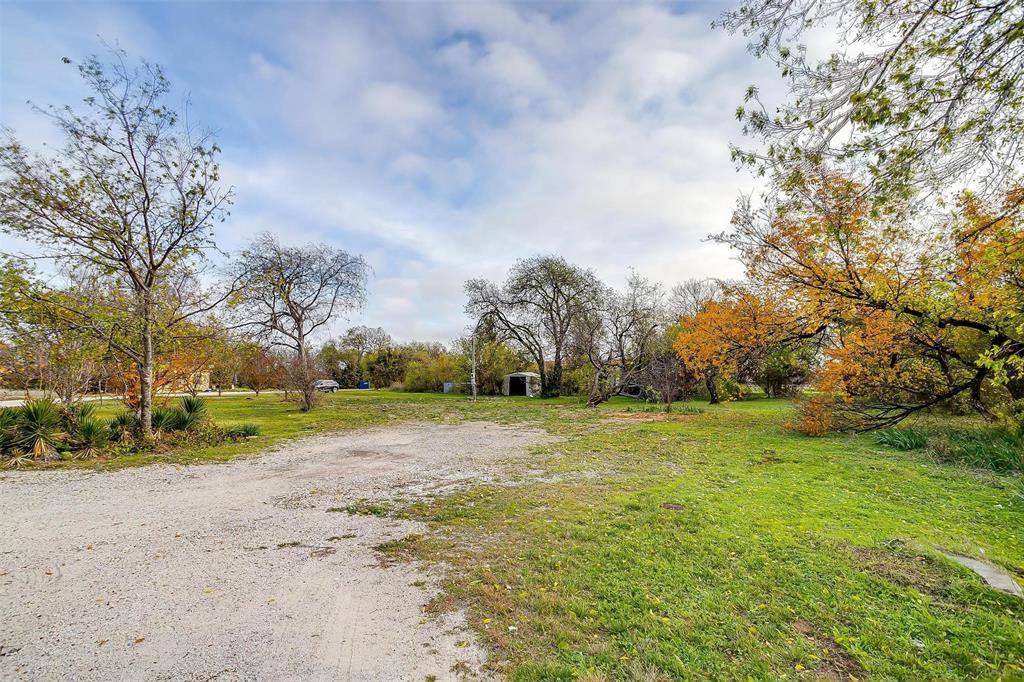 1101 East Main Street, Crowley, TX 76036