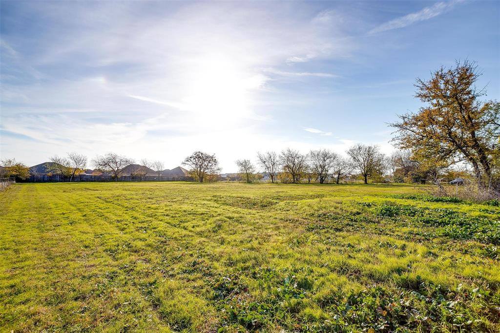 1101 East Main Street, Crowley, TX 76036