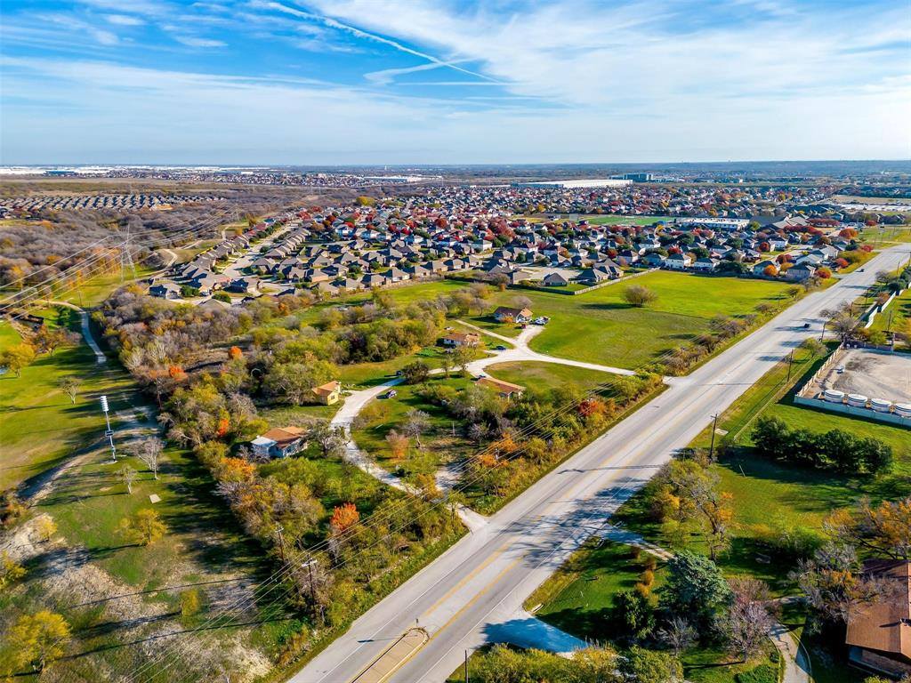 1101 East Main Street, Crowley, TX 76036