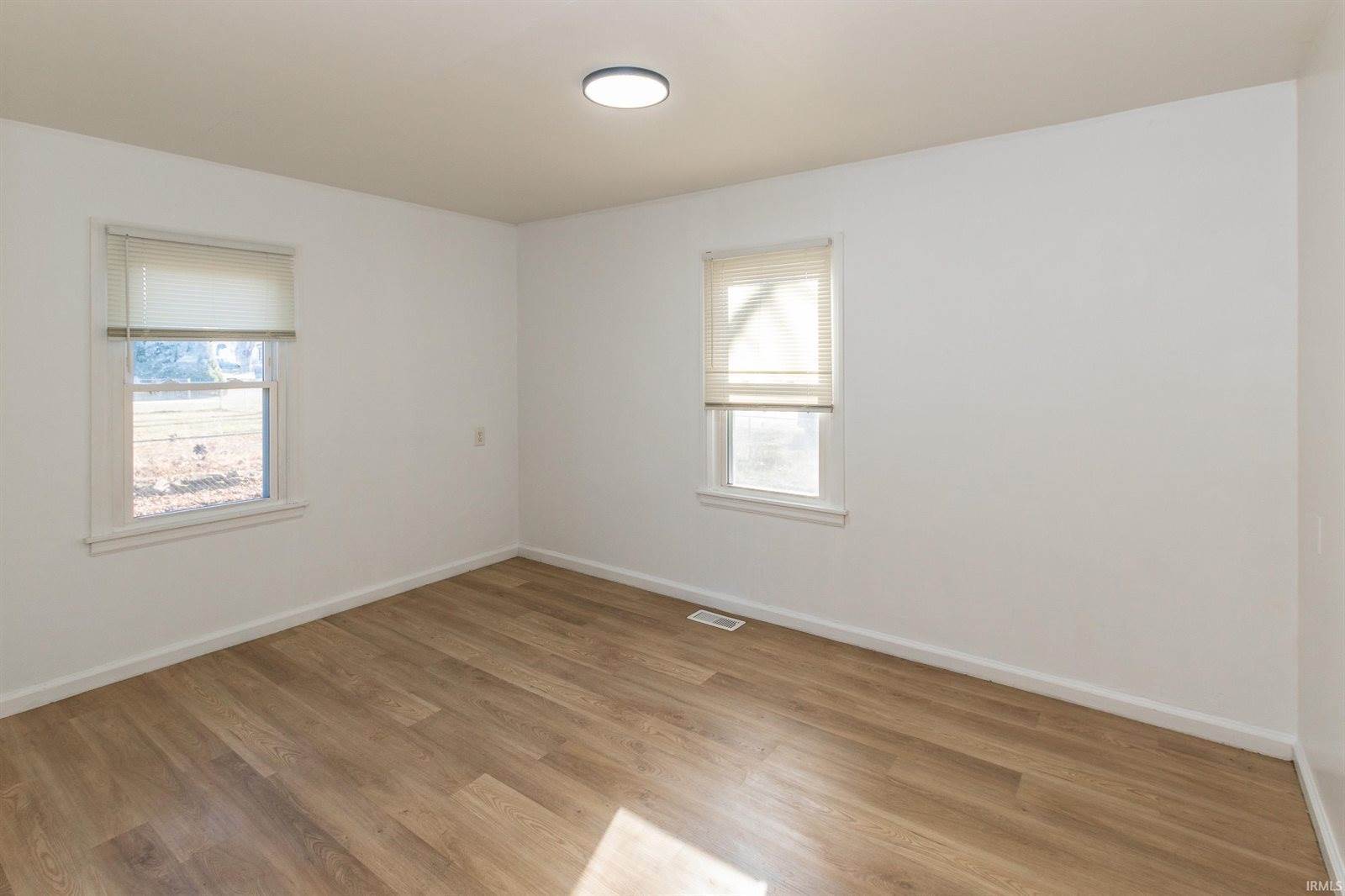 1926 E 17th Street, Muncie, IN 47302