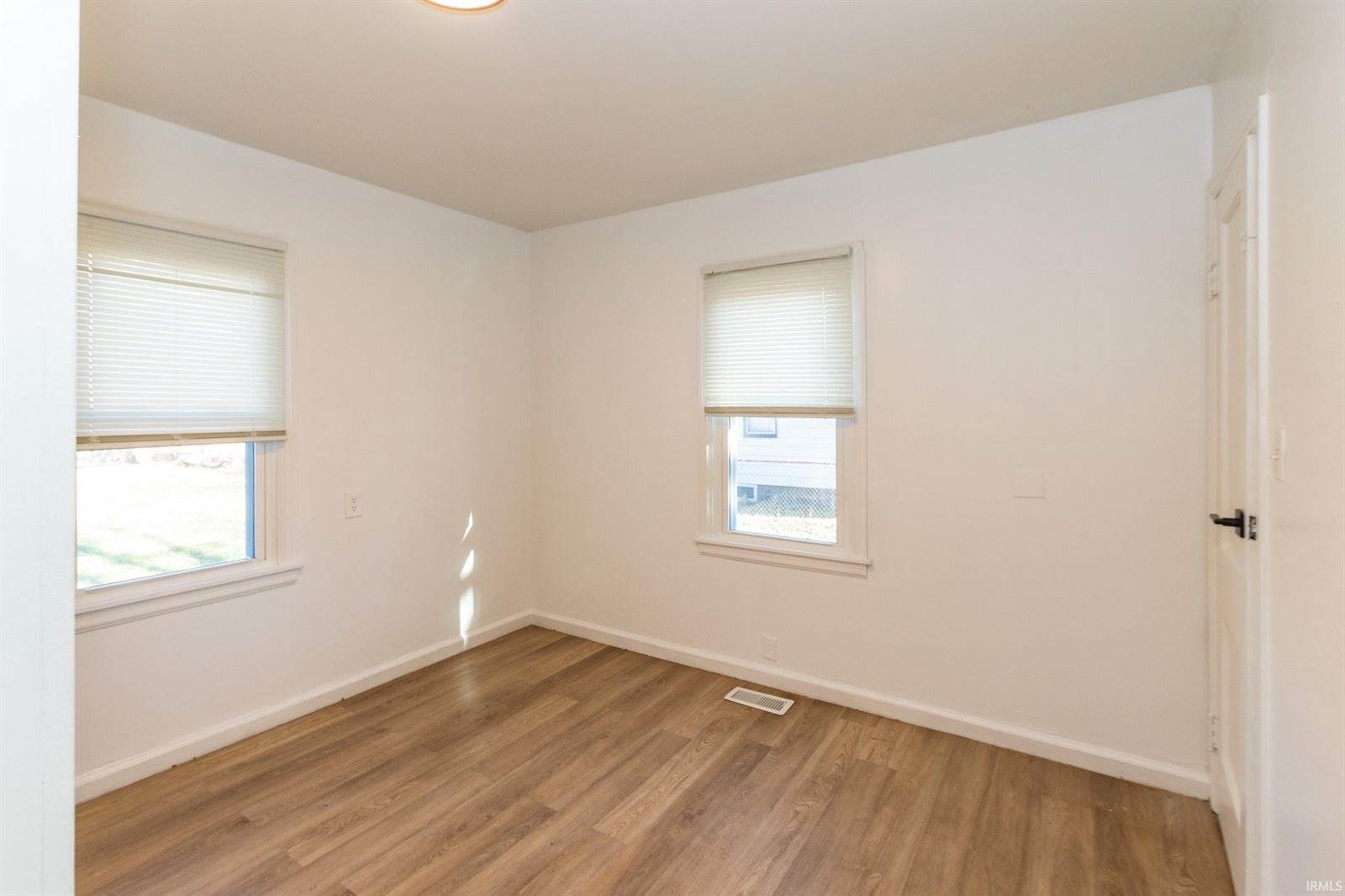 1926 E 17th Street, Muncie, IN 47302