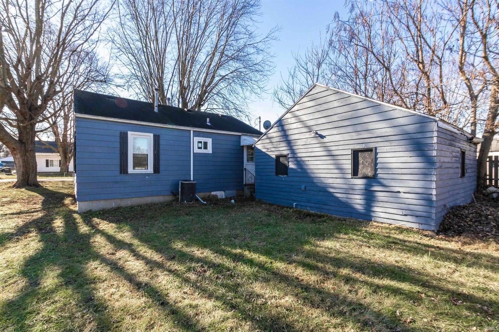 1926 E 17th Street, Muncie, IN 47302