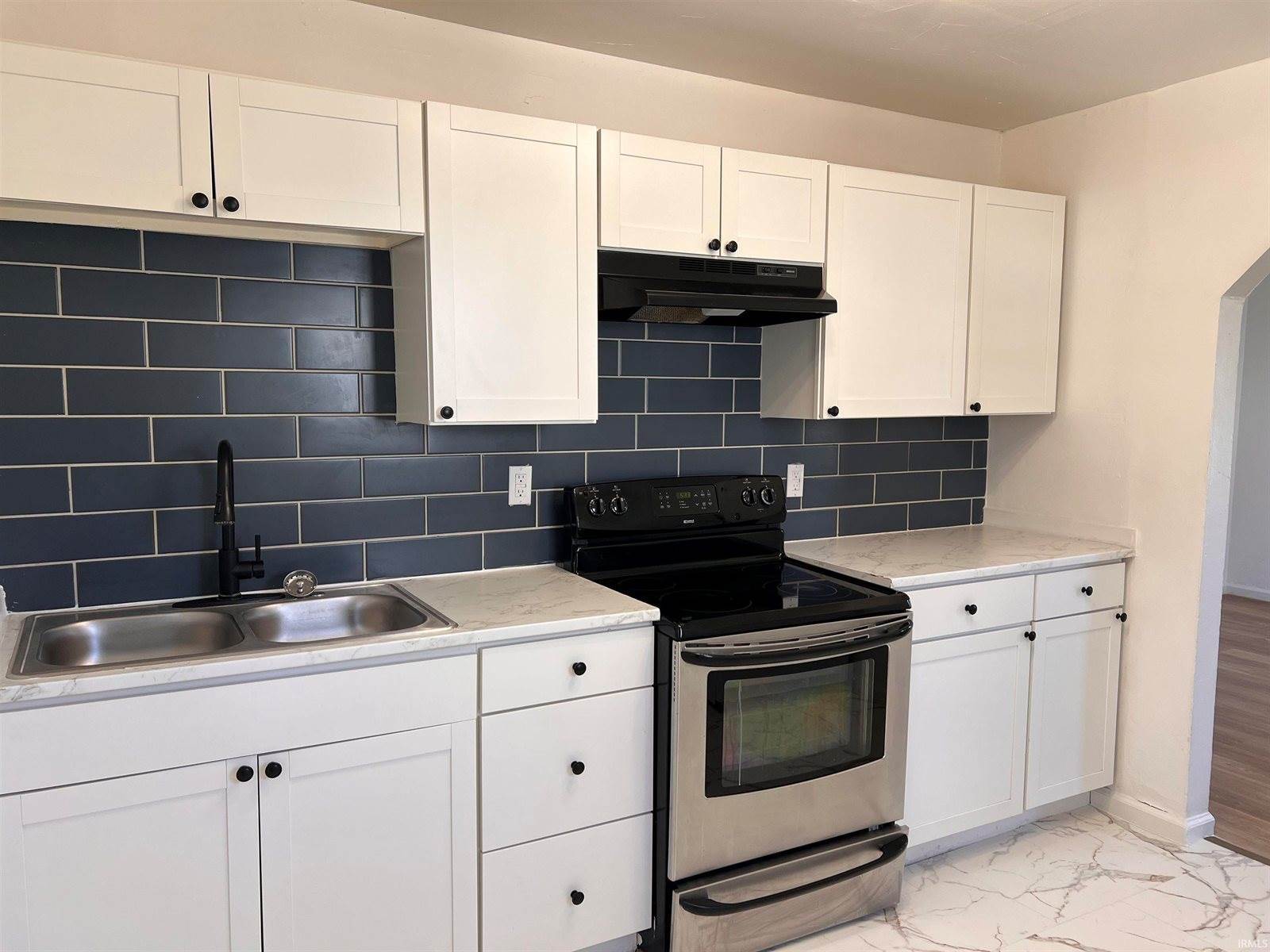 1926 E 17th Street, Muncie, IN 47302