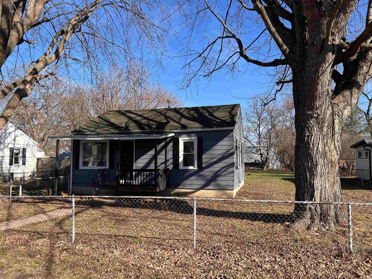 1926 E 17th Street, Muncie, IN 47302