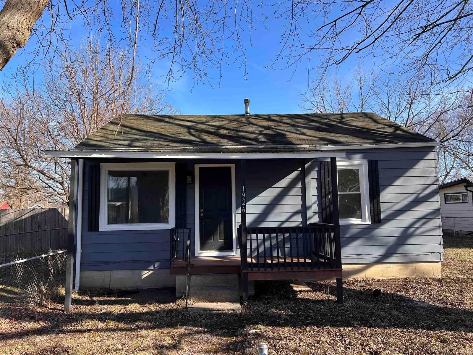 1926 E 17th Street, Muncie, IN 47302