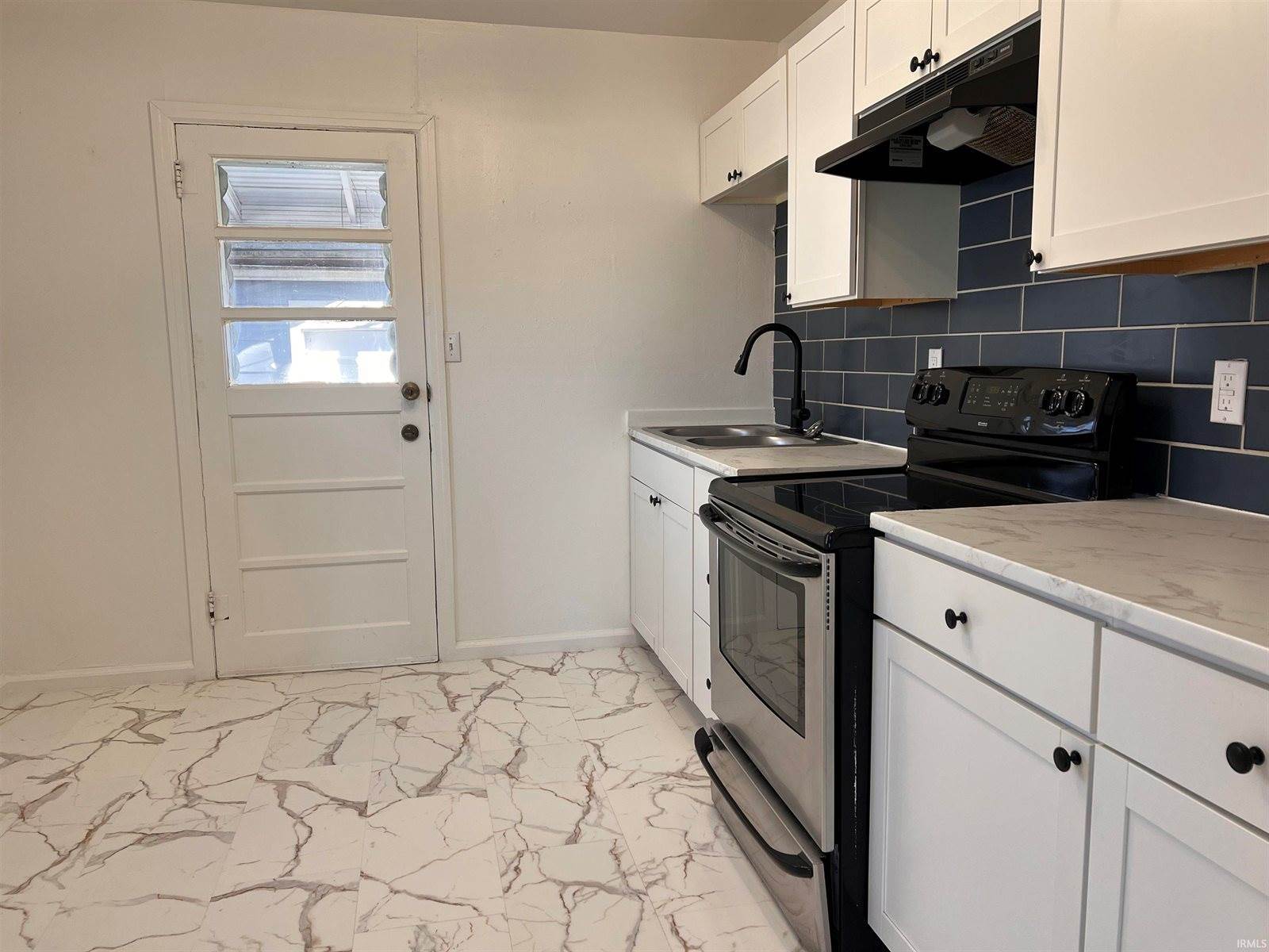 1926 E 17th Street, Muncie, IN 47302