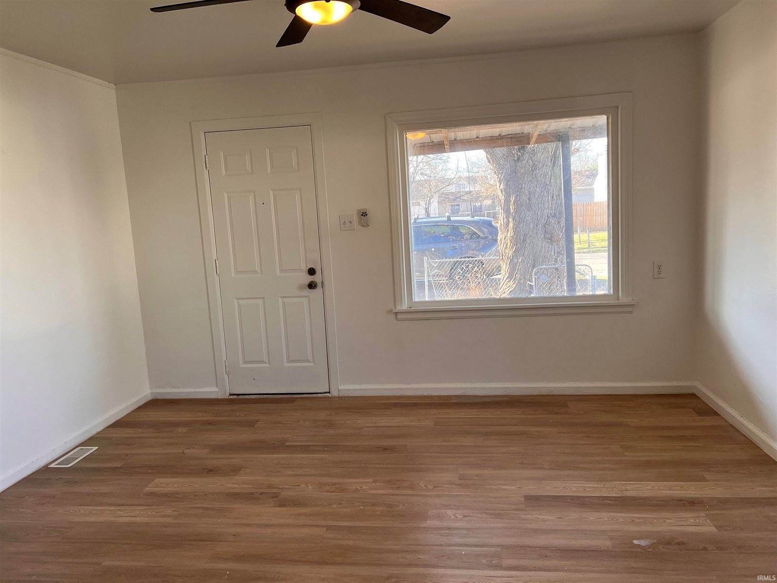 1926 E 17th Street, Muncie, IN 47302