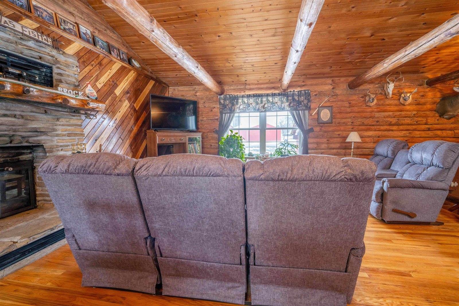 4528 County Road C, Vesper, WI 54489