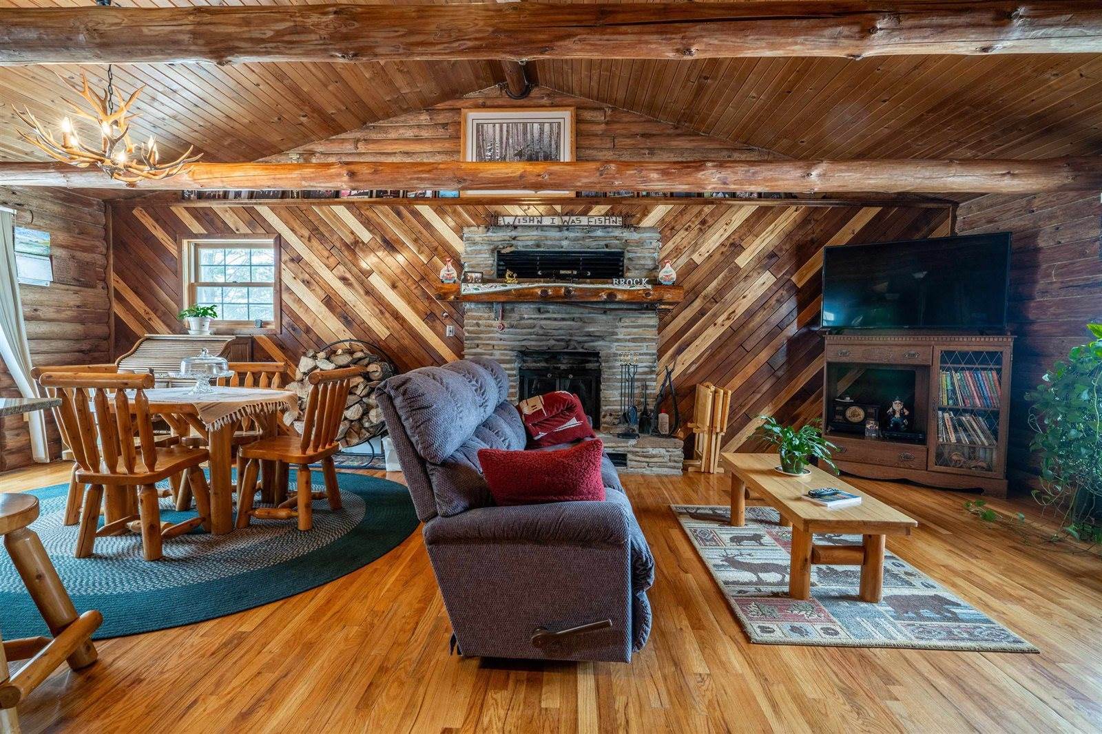 4528 County Road C, Vesper, WI 54489
