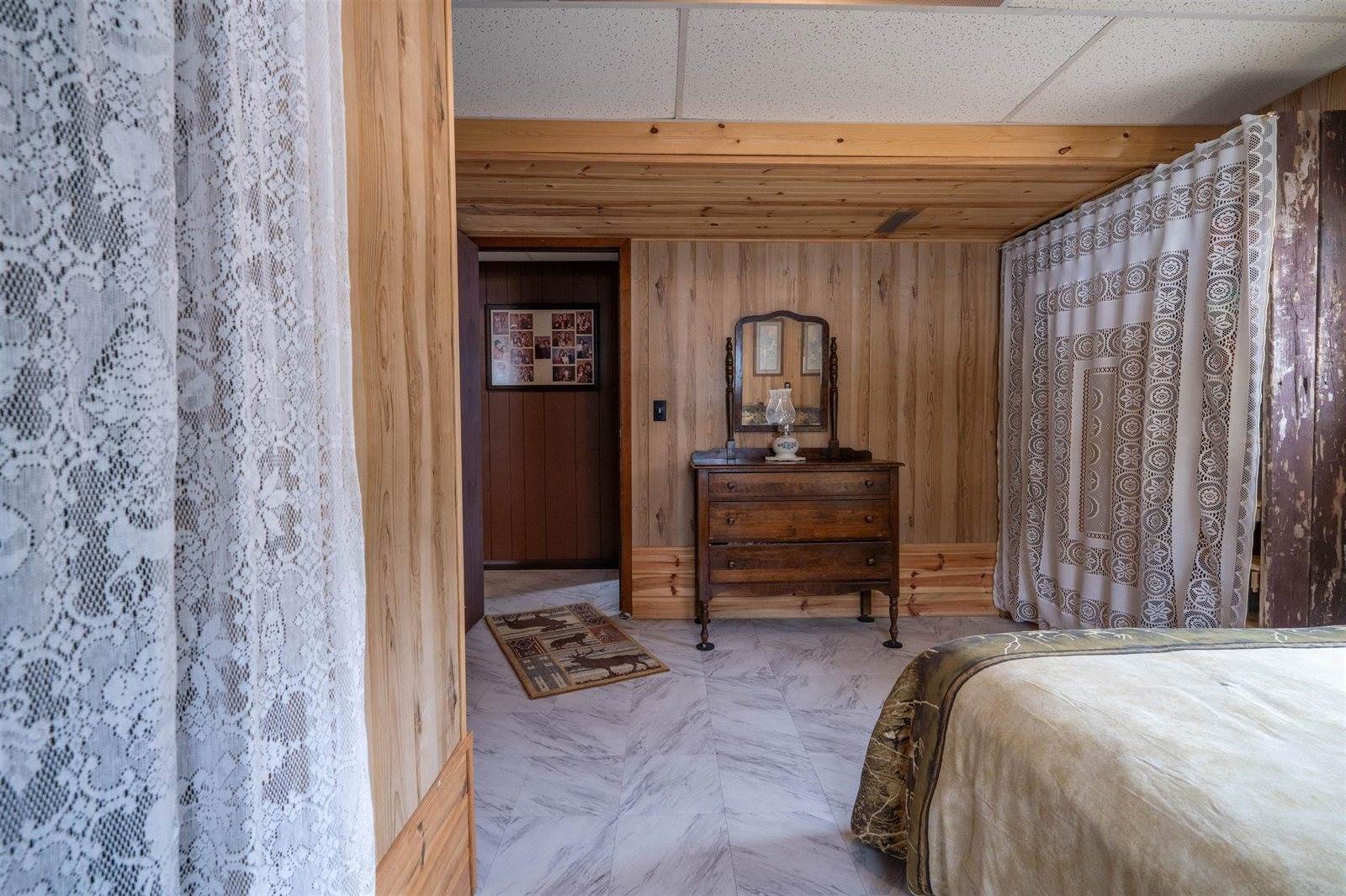 4528 County Road C, Vesper, WI 54489