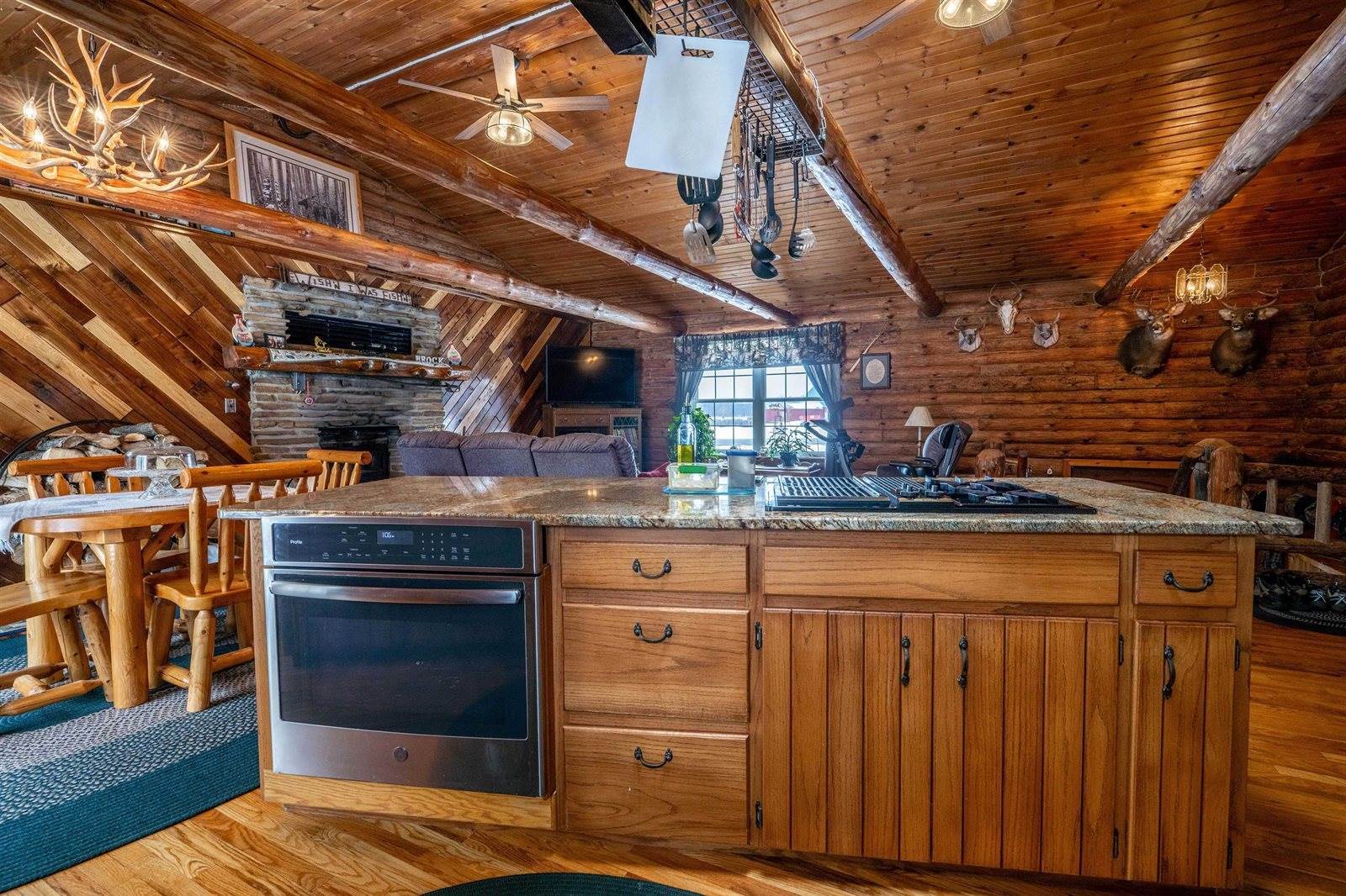 4528 County Road C, Vesper, WI 54489