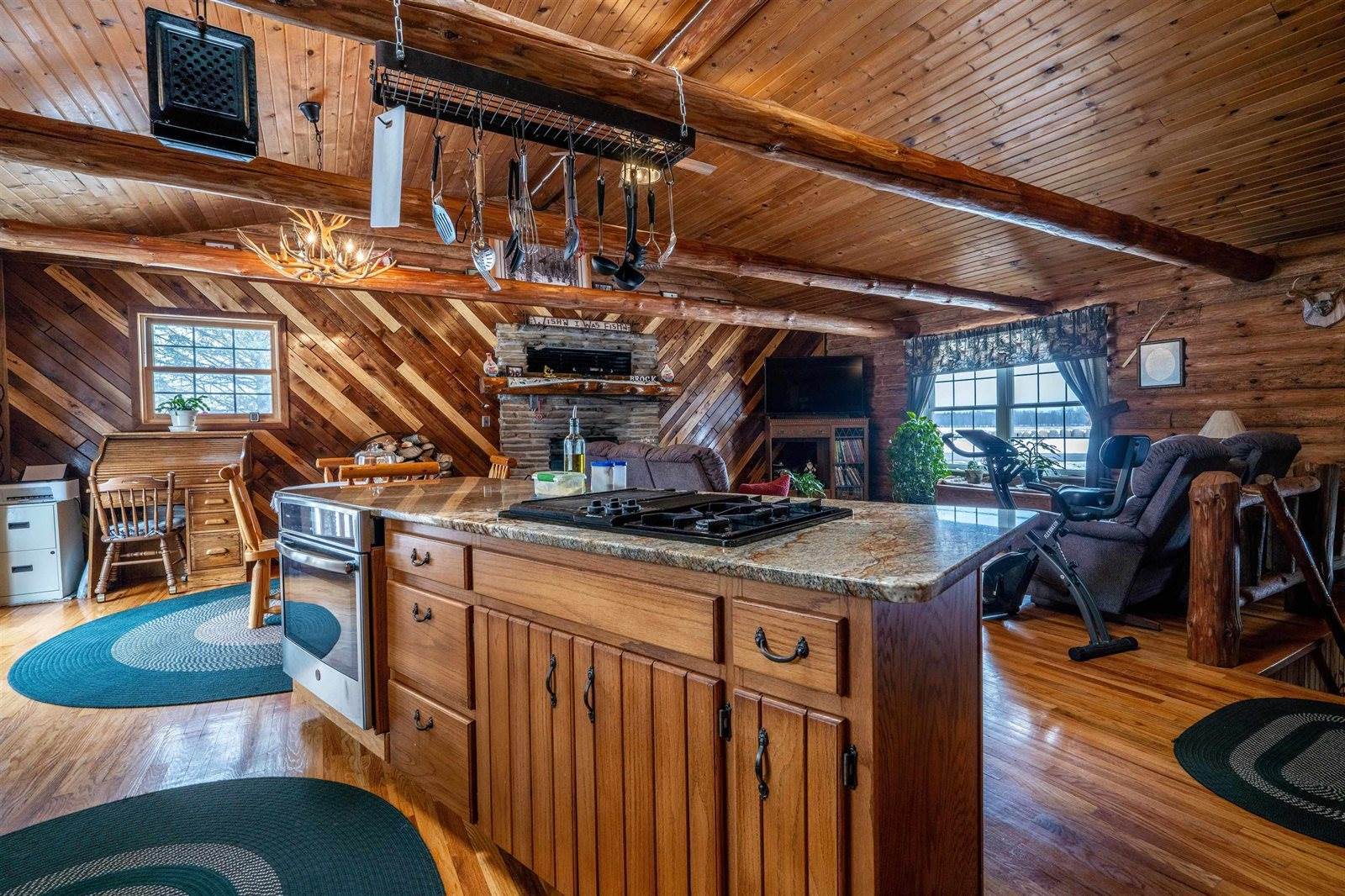 4528 County Road C, Vesper, WI 54489