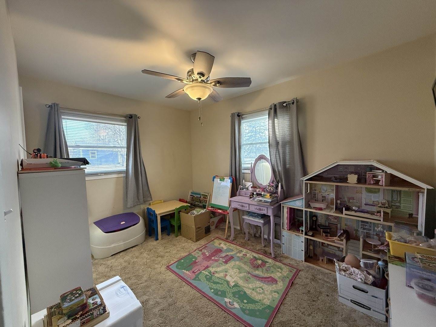 1017 West Langdon Place, Freeport, IL 61032