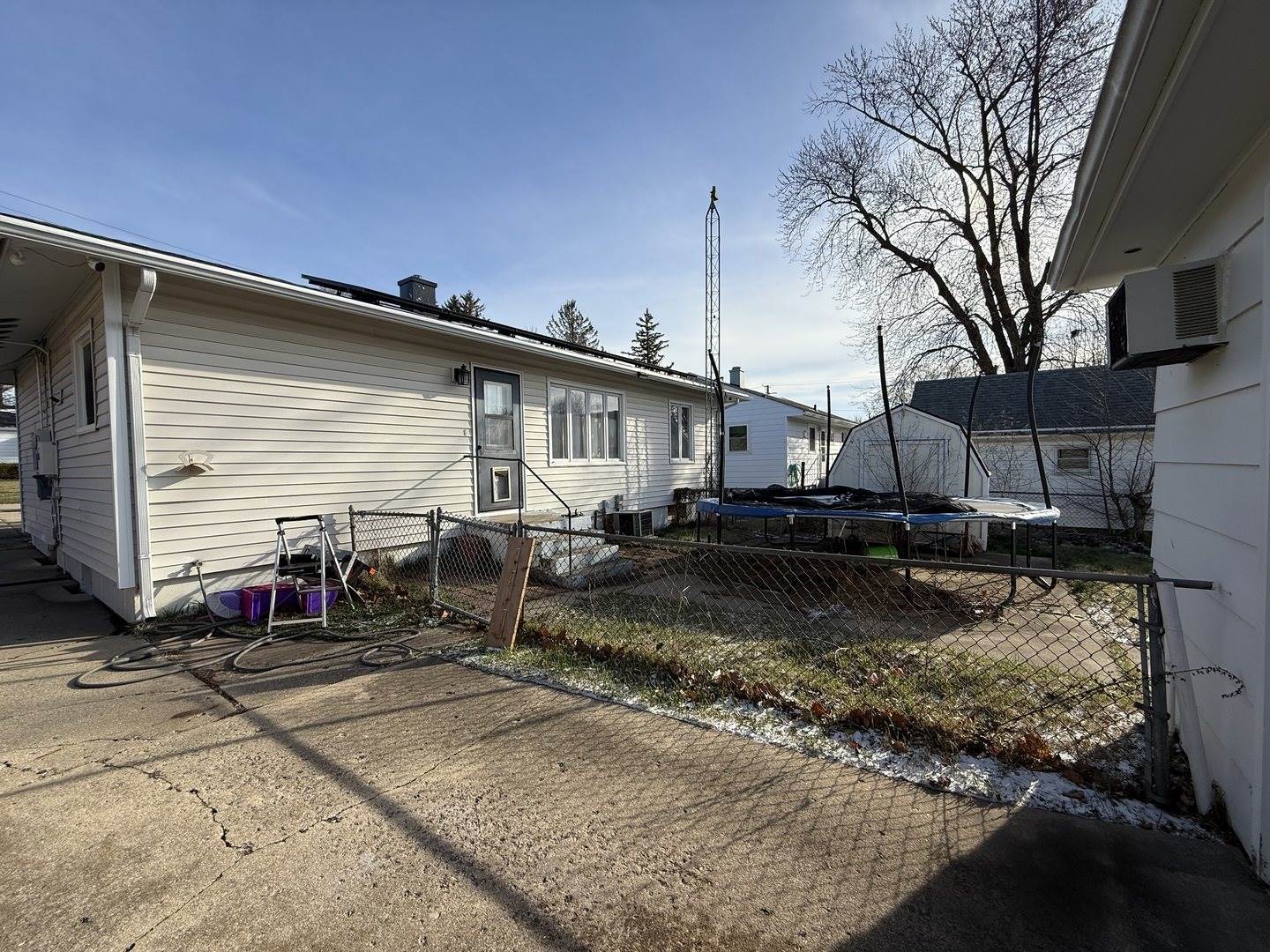 1017 West Langdon Place, Freeport, IL 61032