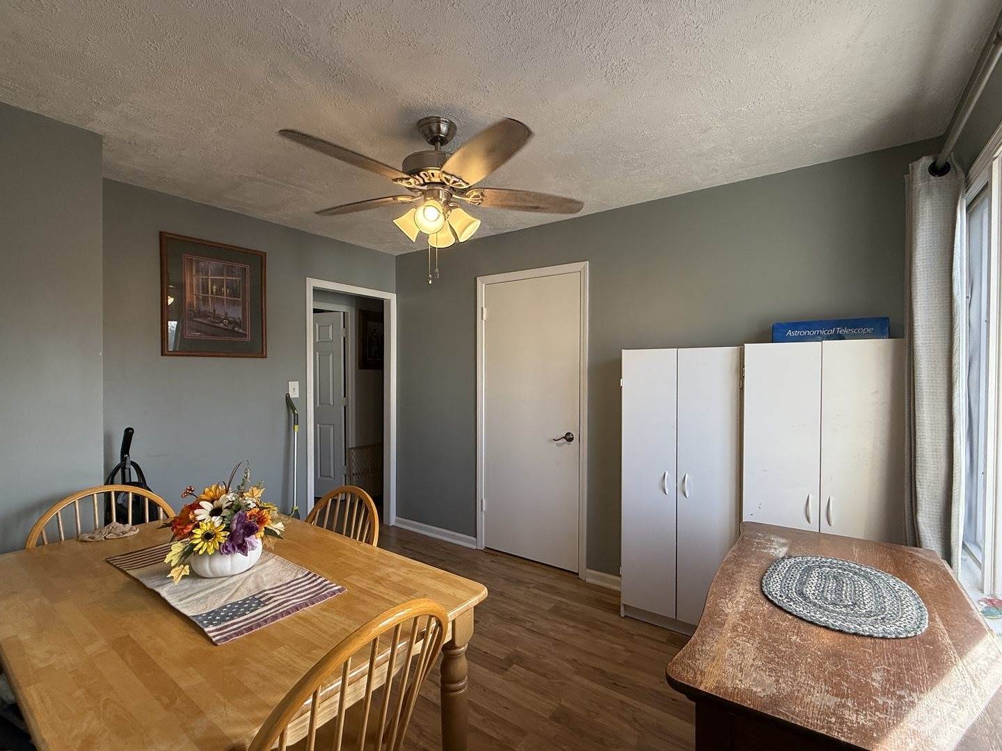 1017 West Langdon Place, Freeport, IL 61032