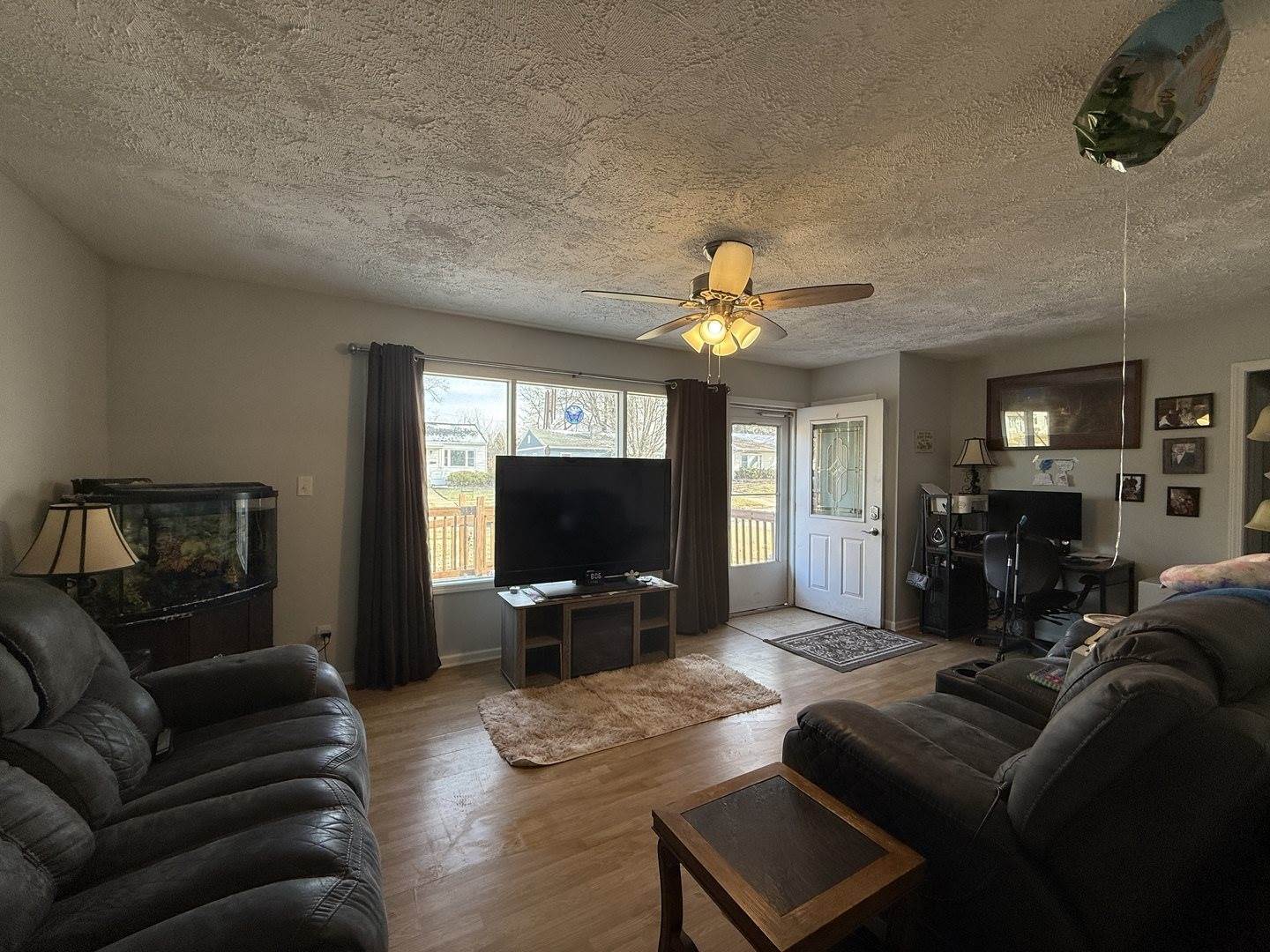 1017 West Langdon Place, Freeport, IL 61032