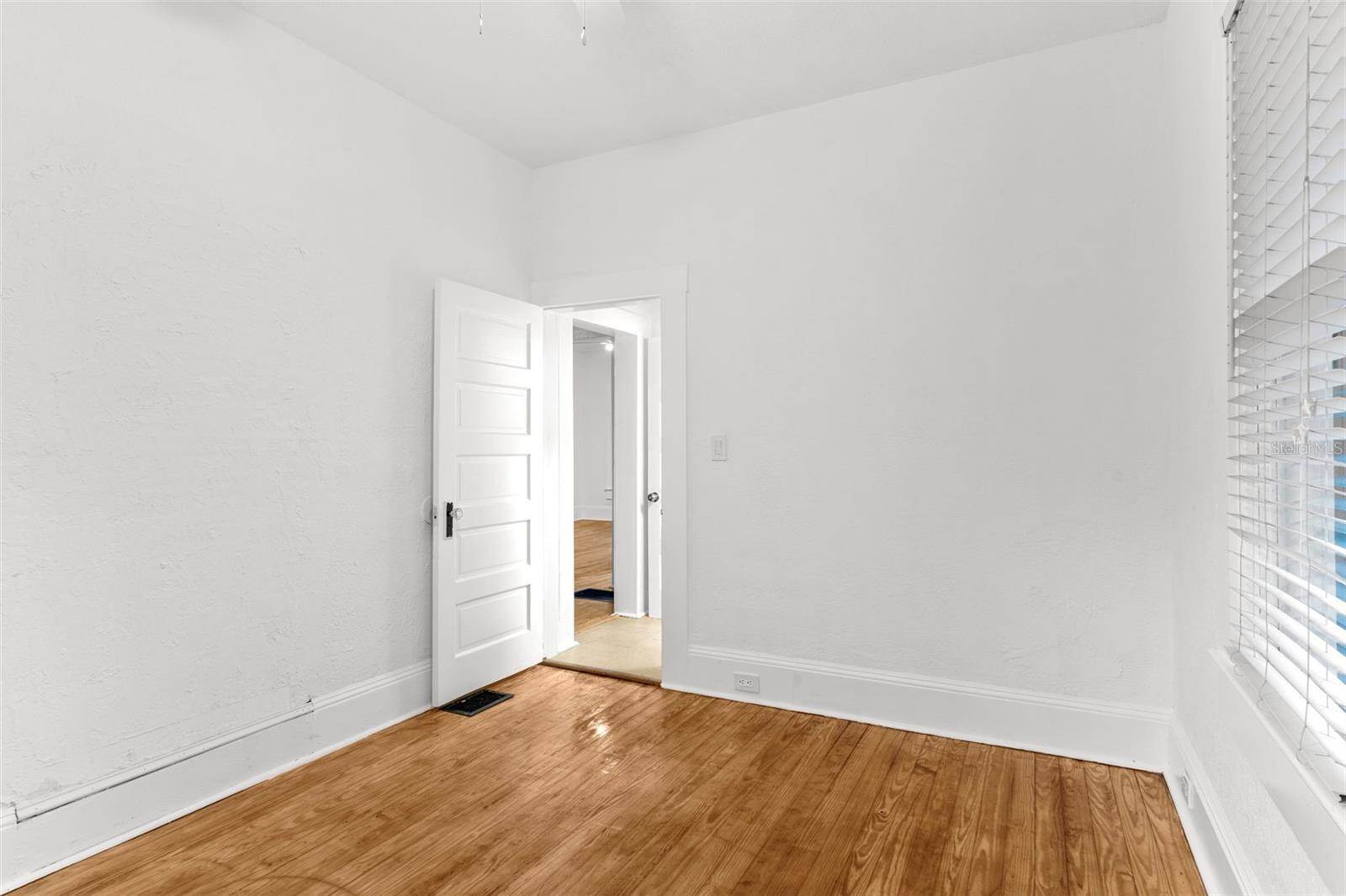 1309 Sanford Avenue, Sanford, FL 32771