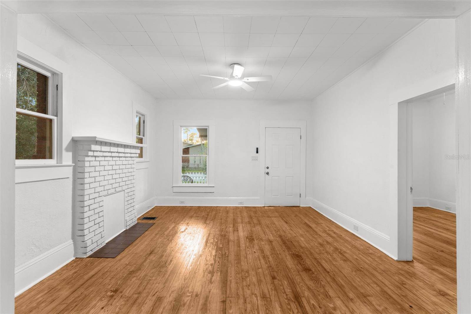 1309 Sanford Avenue, Sanford, FL 32771