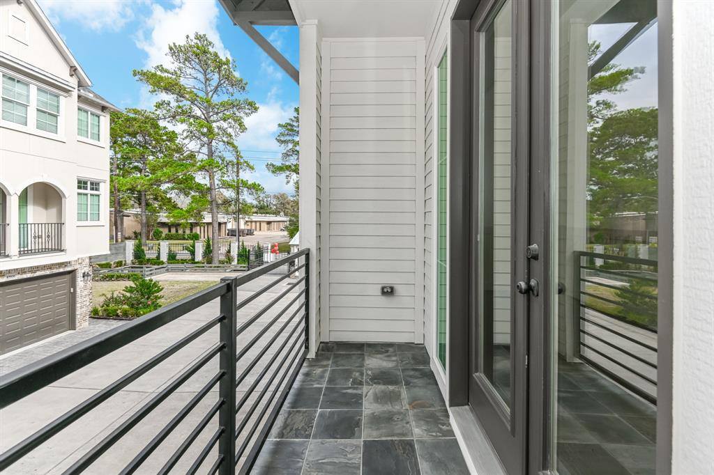 10907 Upland Retreat Drive, Houston, TX 77043