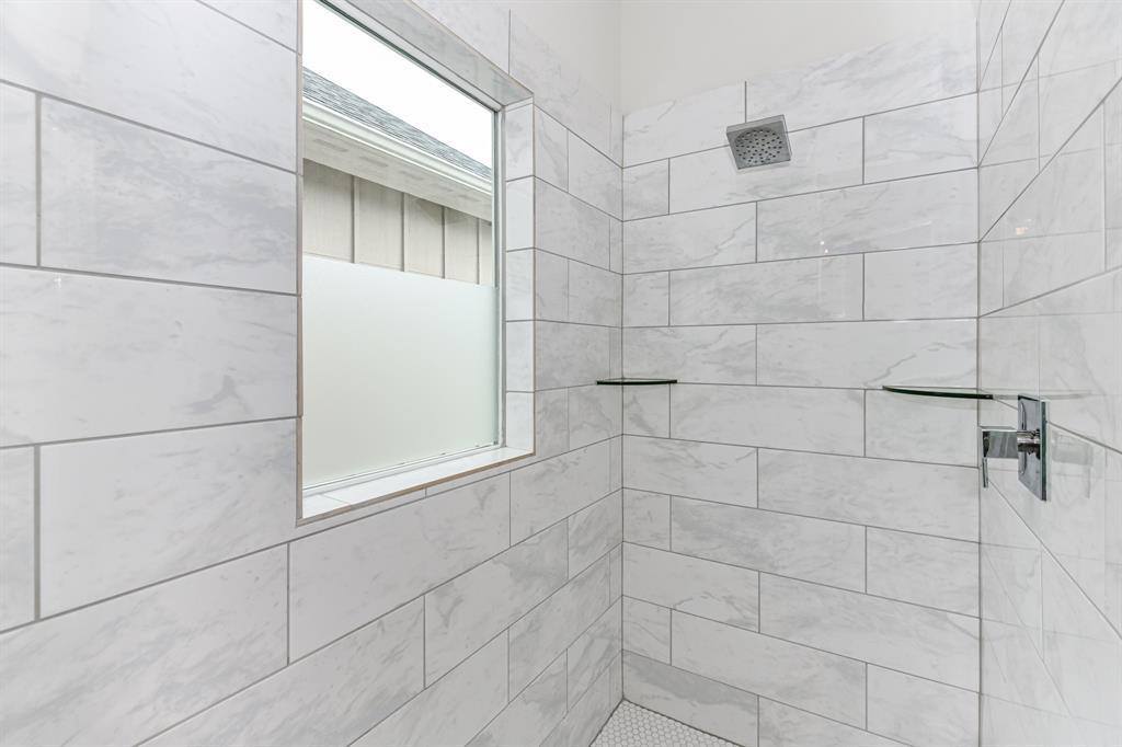 10907 Upland Retreat Drive, Houston, TX 77043