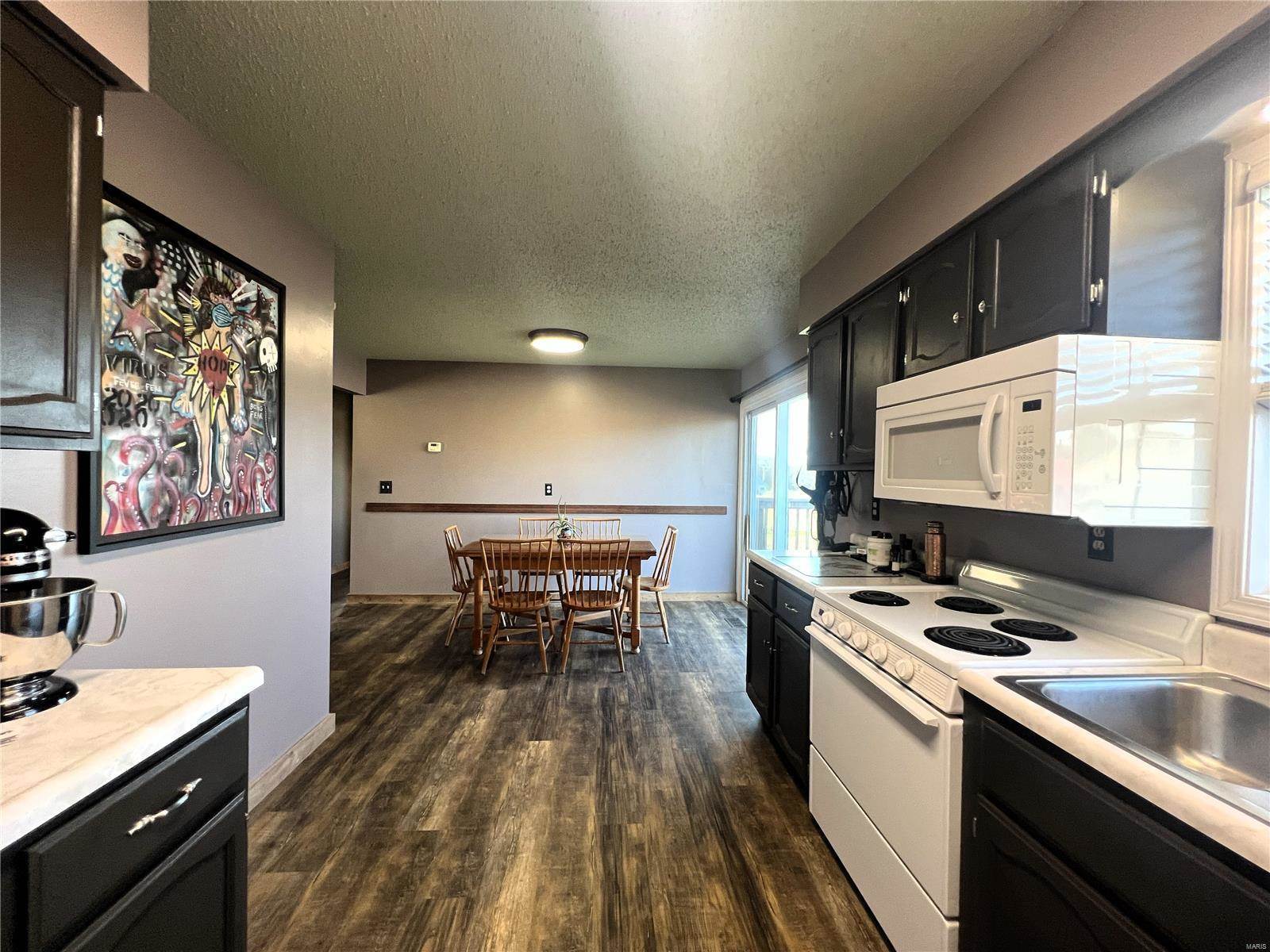 305 White School Road, Dixon, MO 65459