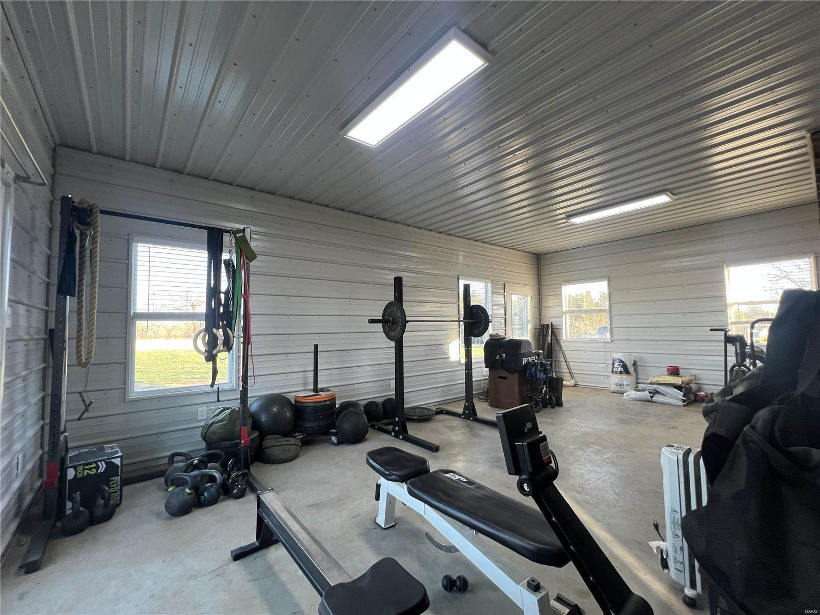 305 White School Road, Dixon, MO 65459