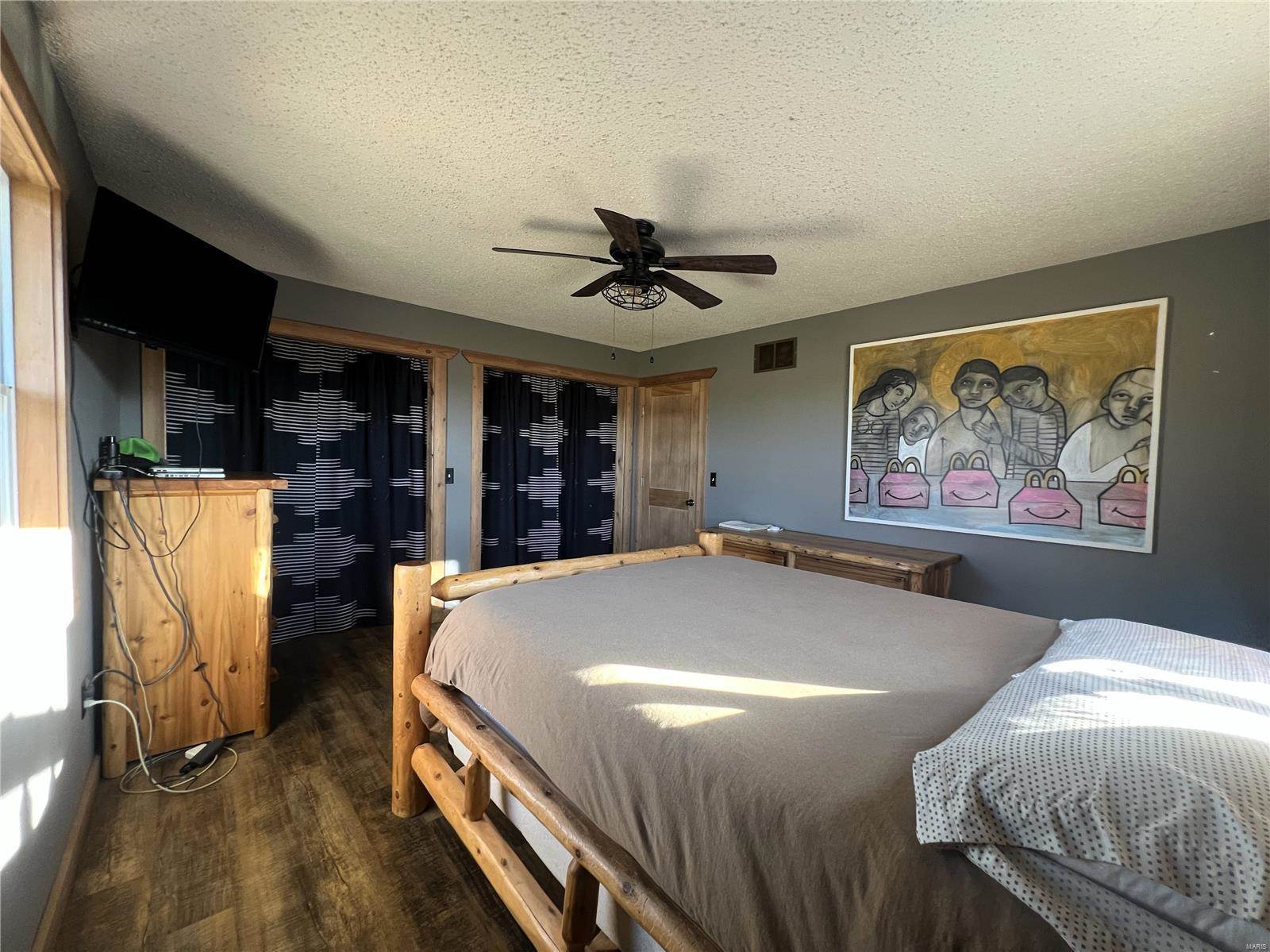 305 White School Road, Dixon, MO 65459