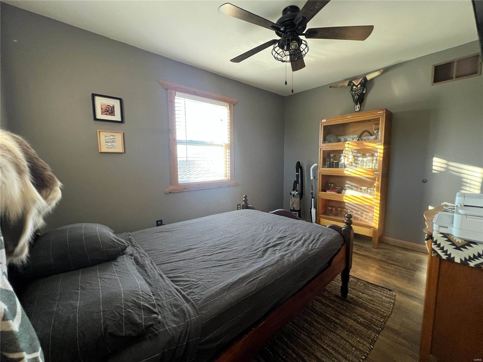 305 White School Road, Dixon, MO 65459