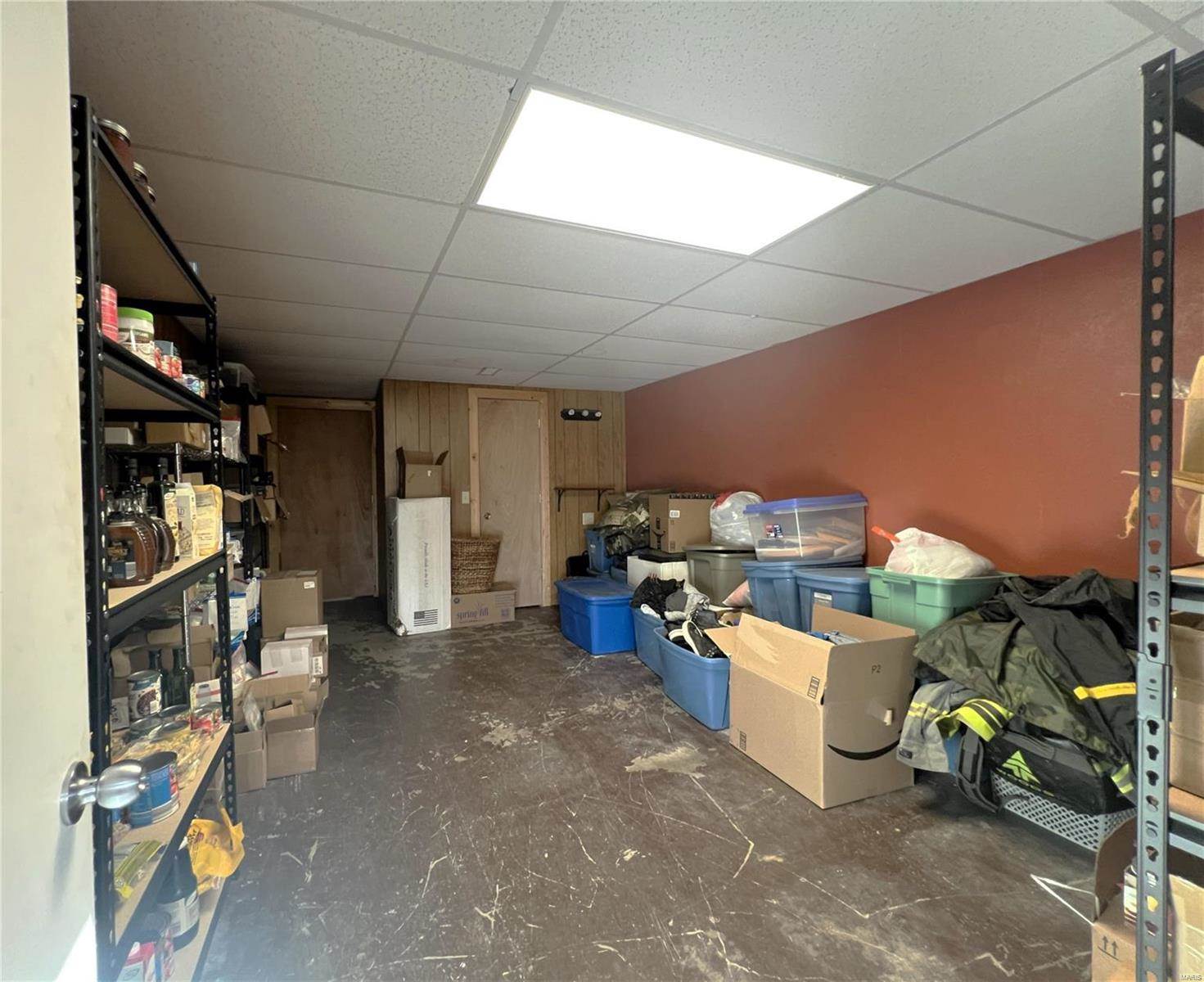 305 White School Road, Dixon, MO 65459