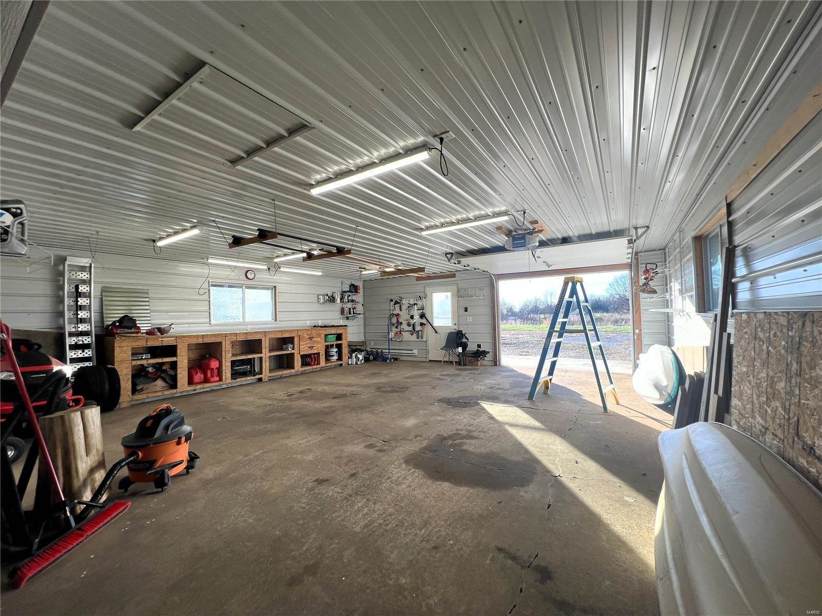 305 White School Road, Dixon, MO 65459